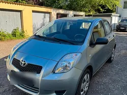 Silber Gebraucht 2007 Toyota Yaris Style Kleinwagen | 3.599 € (Fairer Preis)