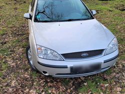 Silber Gebraucht 2001 Ford Mondeo Limousine | 3.499 €