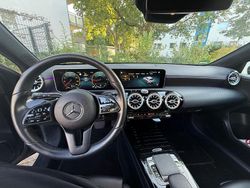 Grau Gebraucht 2018 Mercedes A180 Kleinwagen | 20.950 € (Etwas zu teuer)