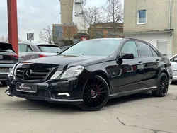 Schwarz Gebraucht 2011 Mercedes E200 AMG Limousine | 13.990 € (Etwas zu teuer)