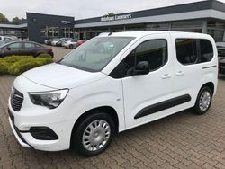Weiß Gebraucht 2022 Opel Combo Life Elegance Van / Kleinbus | 20.290 € (Fairer Preis)