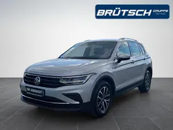 Reflexsilber metallic Gebraucht 2021 VW Tiguan Life SUV | 27.680 € (Guter Preis)
