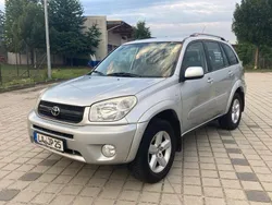 Silber Gebraucht 2005 Toyota RAV4 SUV | 4.500 € (Fairer Preis)