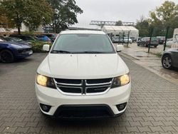 Grau Gebraucht 2018 Dodge Journey SUV | 17.999 €