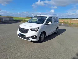 Weiß Gebraucht 2018 Opel Combo Edition Van / Kleinbus | 13.900 € (Fairer Preis)