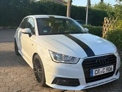 Weiß Gebraucht 2016 Audi A1 Sportback Kleinwagen | 15.500 € (Etwas zu teuer)