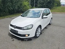 Weiß Gebraucht 2011 VW Golf VI Highline Limousine | 3.900 € (Guter Preis)