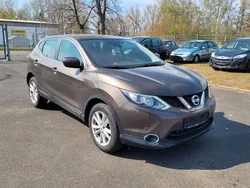 Braun Gebraucht 2015 Nissan Qashqai Acenta SUV | 9.900 € (Guter Preis)
