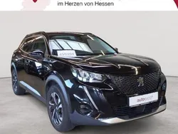 Perla nera metallic Gebraucht 2021 Peugeot 2008 Allure SUV | 15.589 € (Guter Preis)