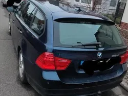 Blau Gebraucht 2011 BMW 318 Kombi | 3.850 € (Guter Preis)