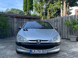 Silber Gebraucht 2002 Peugeot 206 CC Cabrio | 1.500 € (Fairer Preis)
