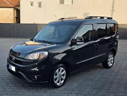 Schwarz Gebraucht 2015 Fiat Doblò Lounge Van / Kleinbus | 8.400 € (Etwas zu teuer)