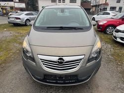 Grau Gebraucht 2011 Opel Meriva Innovation Van / Kleinbus | 3.490 € (Guter Preis)