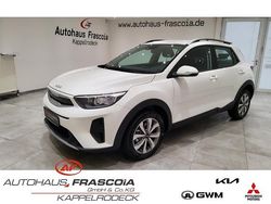 Weiss Neu 2025 Kia Stonic Vision SUV | 21.095 € (Fairer Preis)