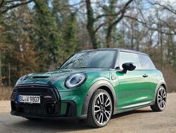 Grün Gebraucht 2023 Mini Cooper S Coupé Coupé | 31.000 €