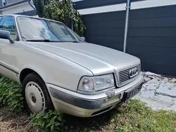 Grau Gebraucht 1992 Audi 80 Kombi | 2.800 €