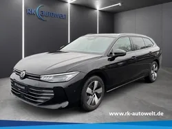 Schwarz Gebraucht 2024 VW Passat IQ Drive Kombi | 33.690 € (Teuer)