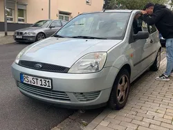 Silber Gebraucht 2004 Ford Fiesta Kleinwagen | 700 € (Guter Preis)