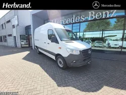 Weiss Gebraucht 2023 Mercedes Sprinter Van | 35.522 € (Guter Preis)