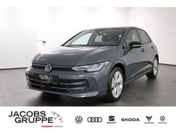 Grau Gebraucht 2024 VW Golf VIII Goal Limousine | 24.880 € (Superpreis)