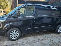 Schwarz Gebraucht 2022 Ford Transit Custom Van / Kleinbus | 34.900 € (Teuer)
