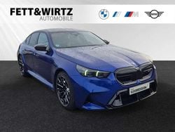 Marina bay blau metallic Gebraucht 2025 BMW M5 Performance Limousine | 118.432 € (Superpreis)