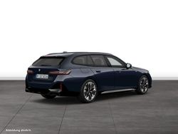 Schwarz Gebraucht 2025 BMW 520 Kombi | 57.540 € (Fairer Preis)