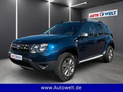 Blau Gebraucht 2016 Dacia Duster Lauréate SUV | 8.990 € (Fairer Preis)