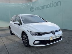 Weiß Gebraucht 2023 VW Golf VIII Active Limousine | 22.849 € (Guter Preis)
