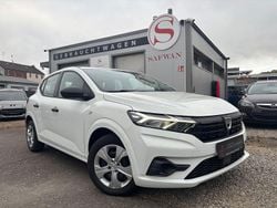 Weiß Gebraucht 2022 Dacia Sandero Essentiel Kleinwagen | 9.991 € (Guter Preis)