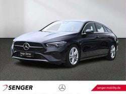 Unilack nachtschwarz Gebraucht 2024 Mercedes CLA180 Shooting Brake Kombi | 30.920 €