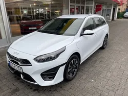 (wd) cararraweiss Gebraucht 2024 Kia Ceed Sportswagon 2 Kombi | 28.460 € (Fairer Preis)