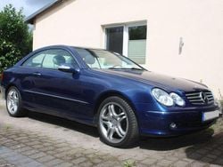 Blau Gebraucht 2004 Mercedes CLK500 Elegance Coupé | 17.500 €