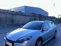 Silber Gebraucht 2011 Renault Laguna GrandTour Initiale Kombi | 2.500 € (Etwas zu teuer)