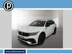 Oryxwhite perlmutteffekt Gebraucht 2022 VW Tiguan Allspace R-line SUV | 34.907 € (Fairer Preis)