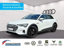 Weiß Gebraucht 2023 Audi e-tron Performance SUV | 39.910 € (Fairer Preis)