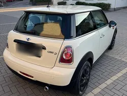 Weiß Gebraucht 2012 Mini Cooper Kleinwagen | 4.999 €