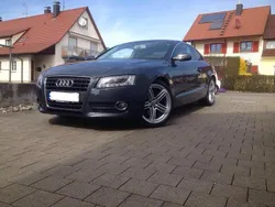 Grau Gebraucht 2010 Audi A5 Coupé | 7.500 € (Guter Preis)