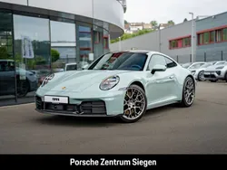 Shadegreenmetallic Gebraucht 2025 Porsche 911 Carrera S | 175.900 €