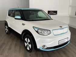 Blau Gebraucht 2016 Kia Soul EV Play SUV | 5.990 € (Guter Preis)