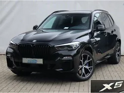 Black sapphire Gebraucht 2021 BMW X5 M Sport SUV | 44.460 € (Teuer)