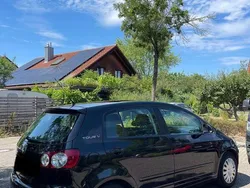 Schwarz Gebraucht 2006 VW Golf V Kombi | 3.300 € (Fairer Preis)