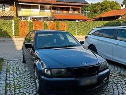 Blau Gebraucht 2001 BMW 320 M Sport Limousine | 1.500 € (Guter Preis)