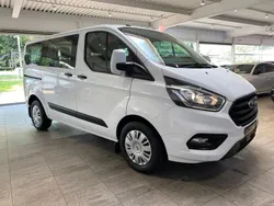 Weiß Gebraucht 2019 Ford Transit Custom Van / Kleinbus | 18.490 € (Teuer)