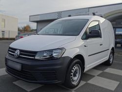 Farbe: Gebraucht 2019 VW Caddy Van / Kleinbus | 15.490 € (Etwas zu teuer)