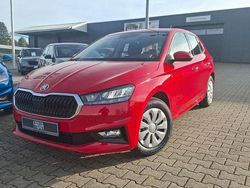 Rot Neu 2025 Skoda Fabia Essence Limousine | 18.985 € (Fairer Preis)