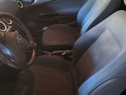 Weiß Gebraucht 2010 Opel Corsa Color Edition Kleinwagen | 2.150 € (Guter Preis)