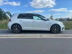 Weiß Gebraucht 2018 VW Golf VII GTI Kleinwagen | 17.500 € (Guter Preis)