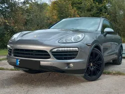 Grau Gebraucht 2013 Porsche Cayenne SUV | 23.995 € (Guter Preis)