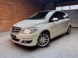 Calcitweiss unilack Gebraucht 2008 Mercedes B200 Van / Kleinbus | 10.990 € (Teuer)